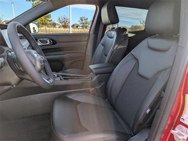 new 2025 Jeep Compass car, priced at $28,655