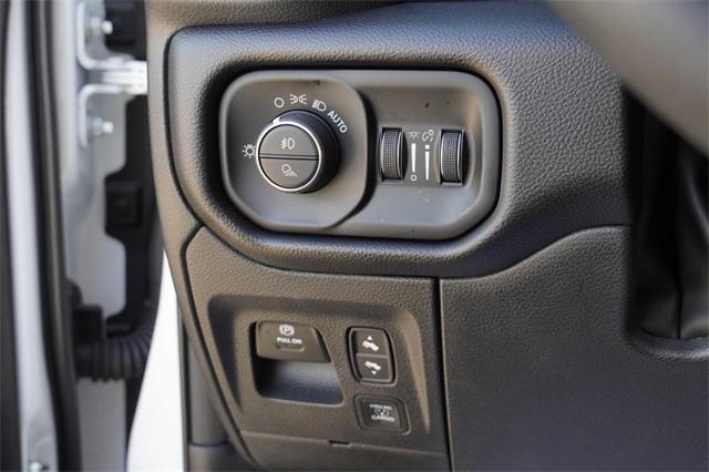 new 2025 Ram 1500 car, priced at $55,854