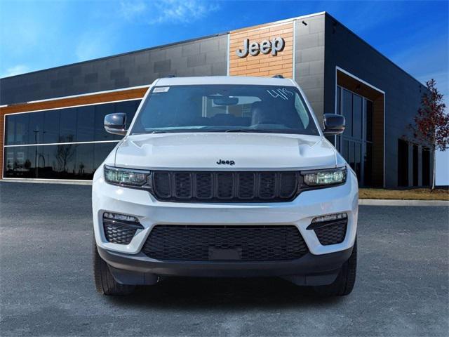 new 2024 Jeep Grand Cherokee car, priced at $38,755