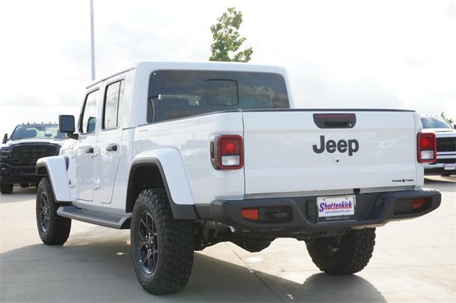 new 2025 Jeep Gladiator car, priced at $45,171