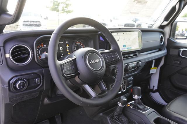 new 2025 Jeep Gladiator car, priced at $45,171