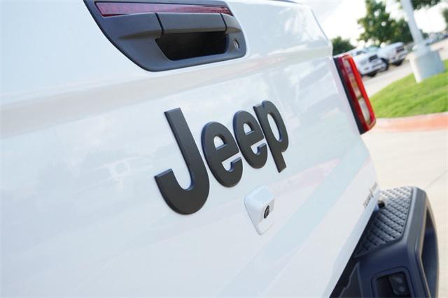 new 2025 Jeep Gladiator car, priced at $45,171