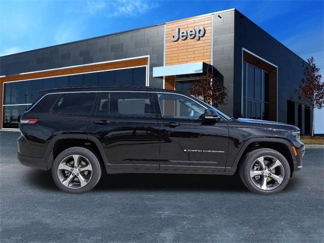 new 2024 Jeep Grand Cherokee L car, priced at $42,855