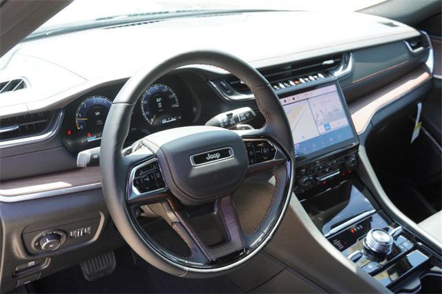 new 2025 Jeep Grand Cherokee L car, priced at $58,911