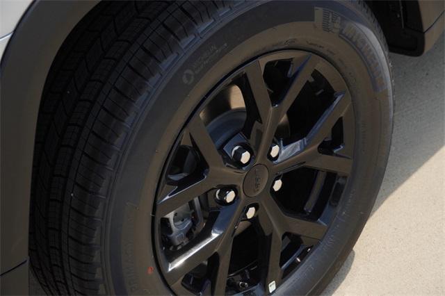 new 2025 Jeep Grand Cherokee car, priced at $40,257
