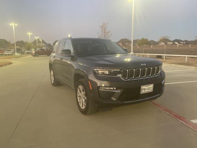 used 2022 Jeep Grand Cherokee car, priced at $32,557