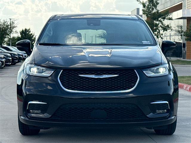 used 2023 Chrysler Pacifica car, priced at $25,977