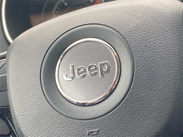 used 2019 Jeep Cherokee car, priced at $14,977