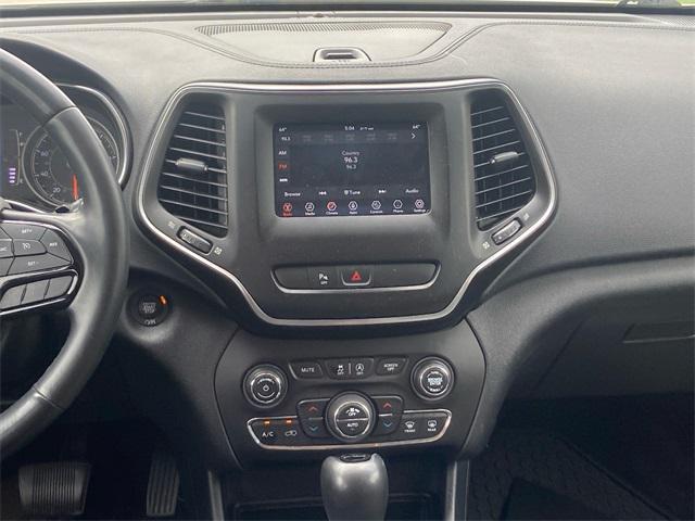 used 2019 Jeep Cherokee car, priced at $14,977