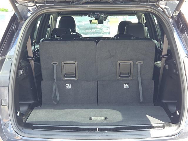used 2024 Jeep Grand Cherokee L car, priced at $38,664