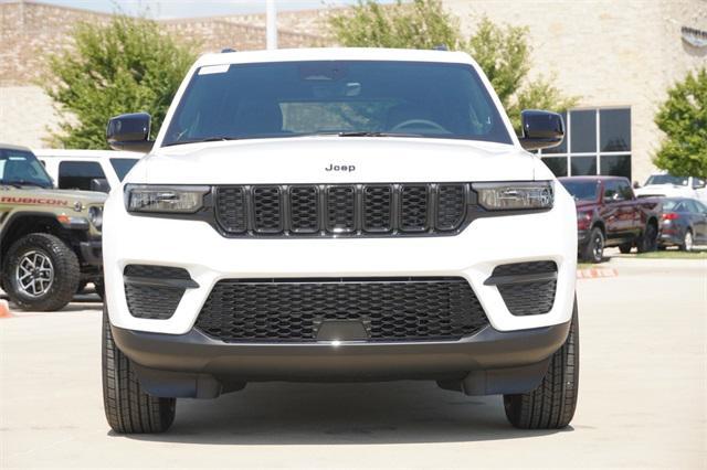 new 2025 Jeep Grand Cherokee car, priced at $39,722