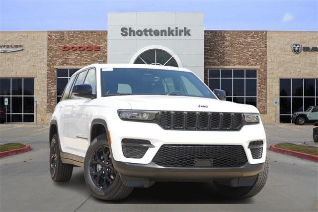 new 2025 Jeep Grand Cherokee car, priced at $39,722