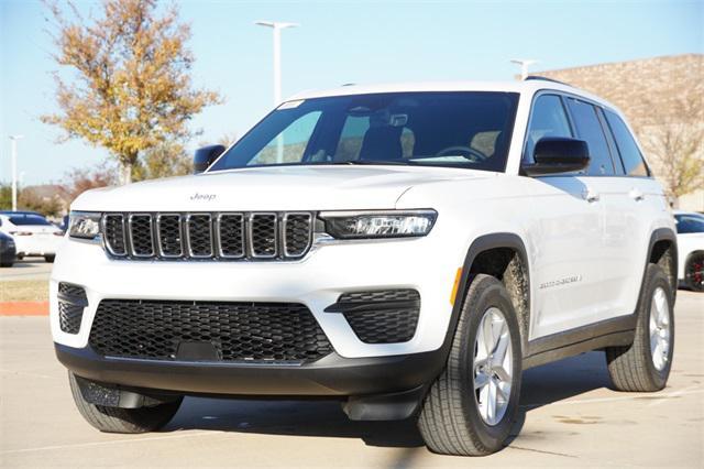 new 2025 Jeep Grand Cherokee car, priced at $34,655