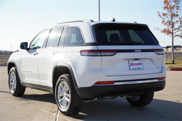 new 2025 Jeep Grand Cherokee car, priced at $34,655