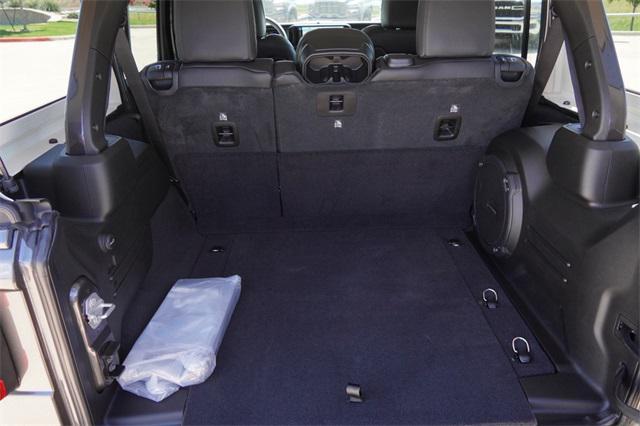 new 2025 Jeep Wrangler car, priced at $51,610