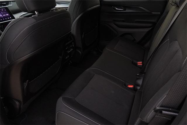 new 2025 Jeep Grand Cherokee car, priced at $34,744