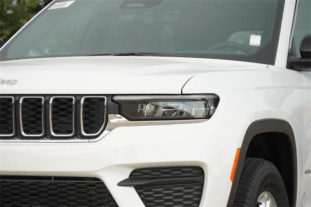 new 2025 Jeep Grand Cherokee car, priced at $34,744