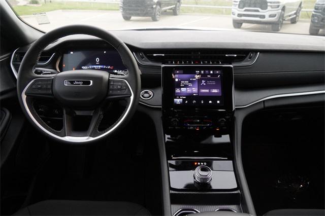 new 2025 Jeep Grand Cherokee car, priced at $34,744