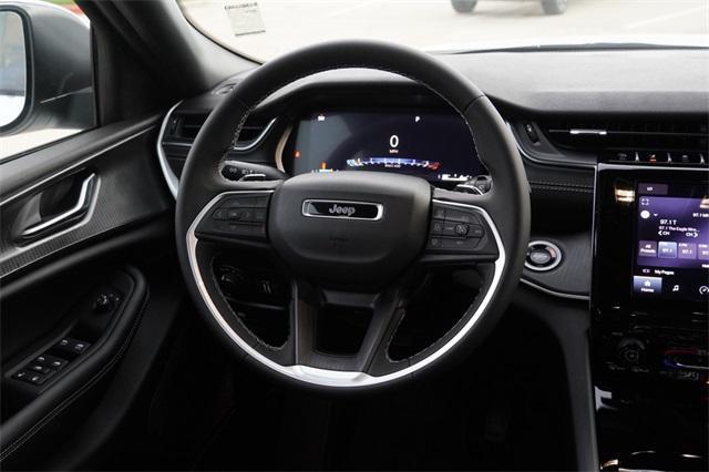 new 2025 Jeep Grand Cherokee car, priced at $34,744