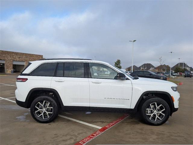 new 2025 Jeep Grand Cherokee car, priced at $39,855