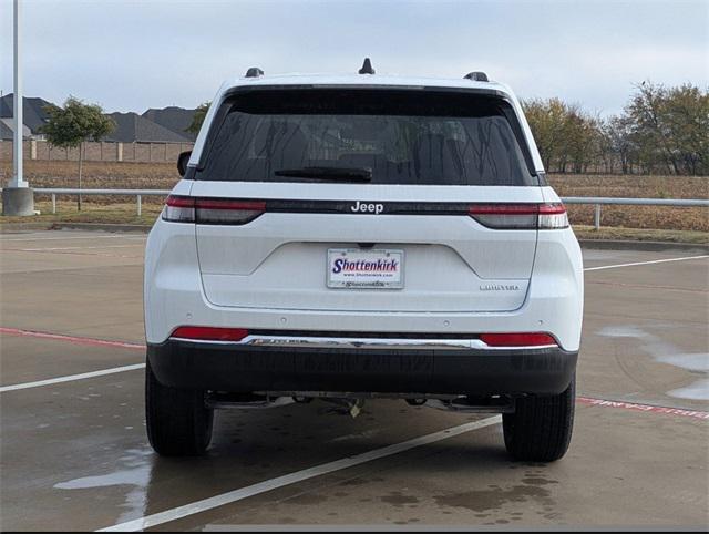 new 2025 Jeep Grand Cherokee car, priced at $39,855