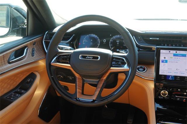 new 2025 Jeep Grand Cherokee car, priced at $58,532