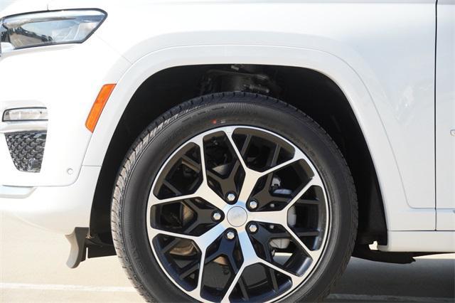 new 2025 Jeep Grand Cherokee car, priced at $58,532
