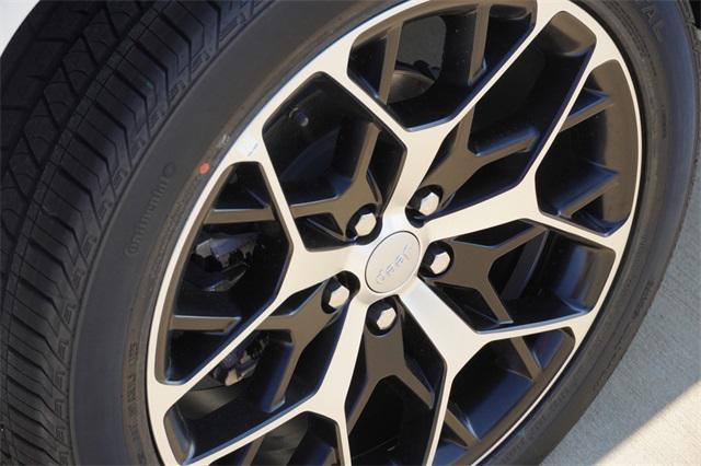 new 2025 Jeep Grand Cherokee car, priced at $58,532