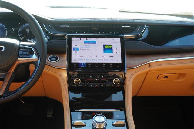 new 2025 Jeep Grand Cherokee car, priced at $58,532