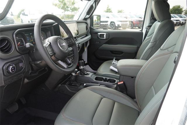 new 2025 Jeep Gladiator car, priced at $51,625