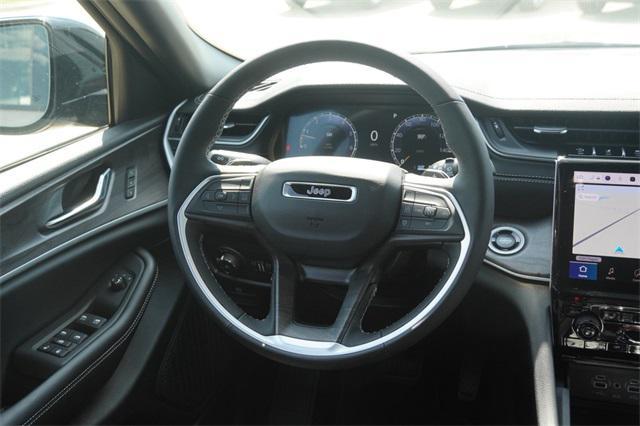 new 2025 Jeep Grand Cherokee car, priced at $47,959