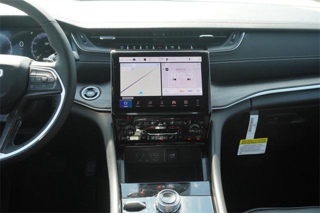 new 2025 Jeep Grand Cherokee car, priced at $47,959