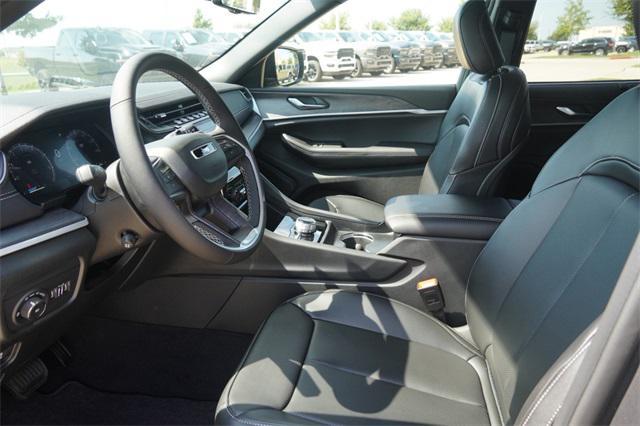 new 2025 Jeep Grand Cherokee car, priced at $47,959