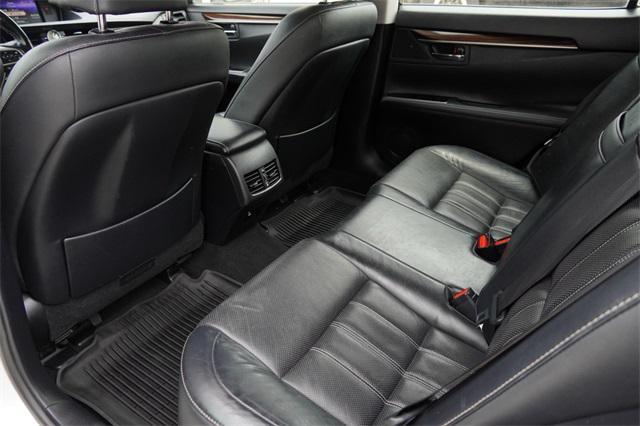 used 2017 Lexus ES 300h car, priced at $19,870