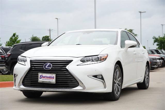 used 2017 Lexus ES 300h car, priced at $19,870