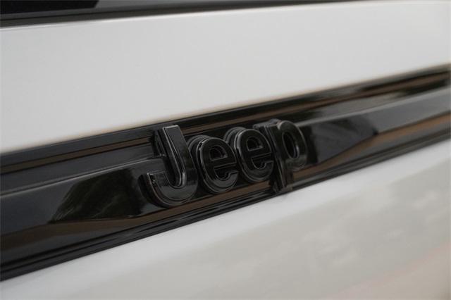 new 2025 Jeep Grand Cherokee car, priced at $40,867