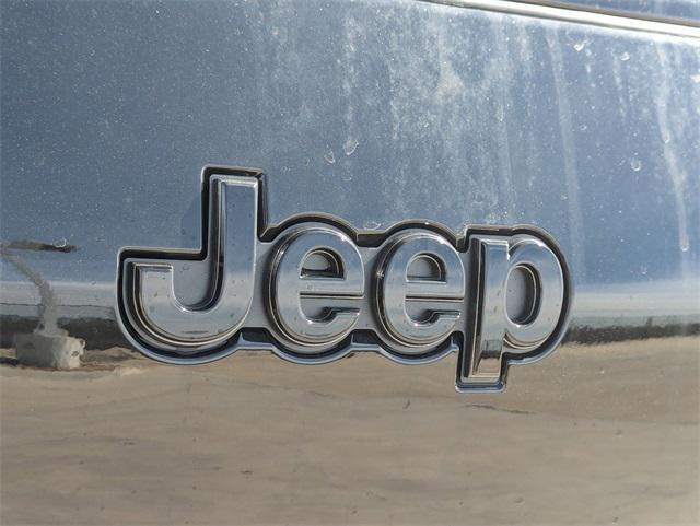 new 2024 Jeep Grand Cherokee L car, priced at $37,985