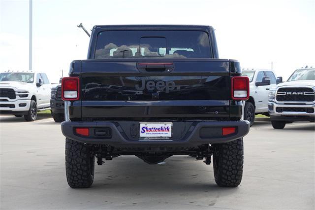 new 2025 Jeep Gladiator car, priced at $38,980