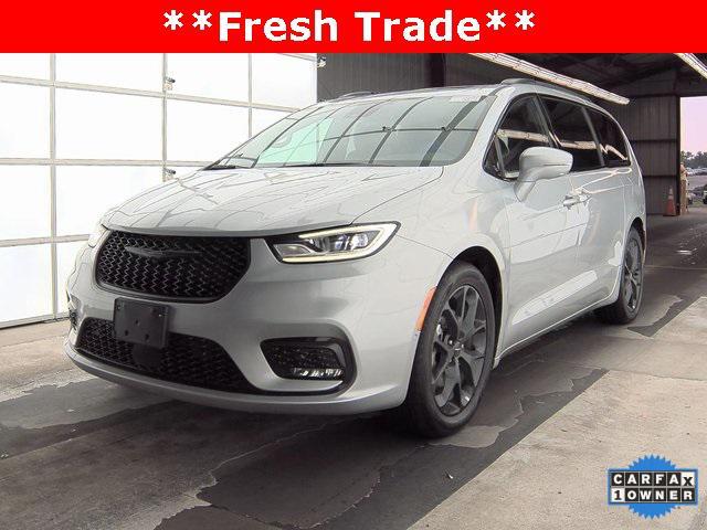 used 2022 Chrysler Pacifica car, priced at $33,980