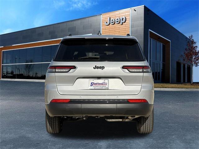 new 2024 Jeep Grand Cherokee L car, priced at $40,408