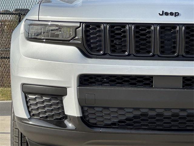 new 2024 Jeep Grand Cherokee L car, priced at $40,408