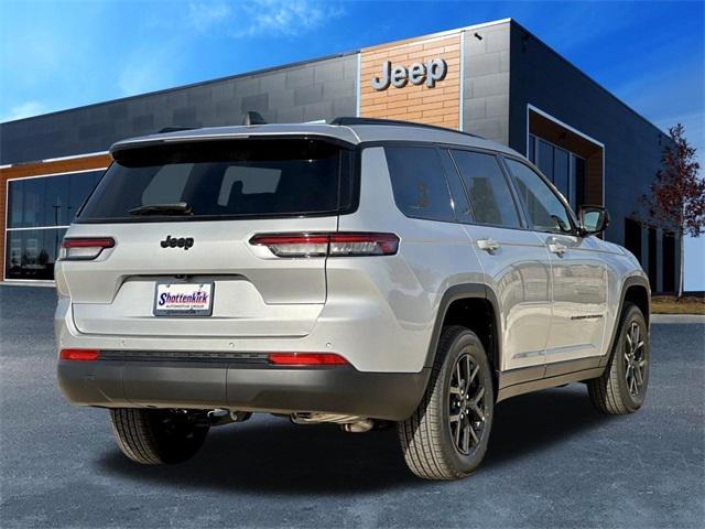 new 2024 Jeep Grand Cherokee L car, priced at $40,408