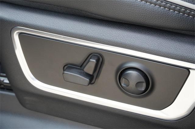 new 2025 Ram 1500 car, priced at $59,985