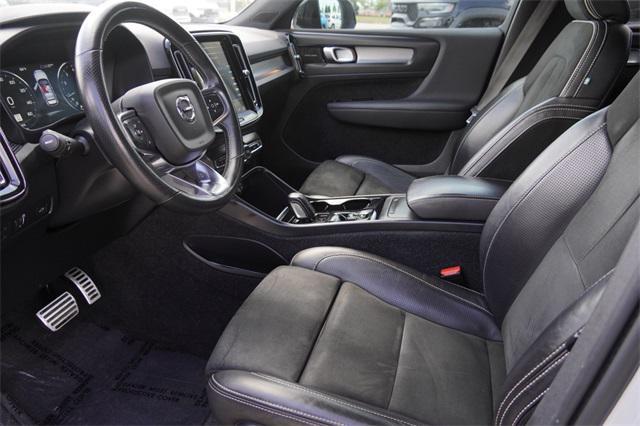 used 2021 Volvo XC40 car, priced at $21,977