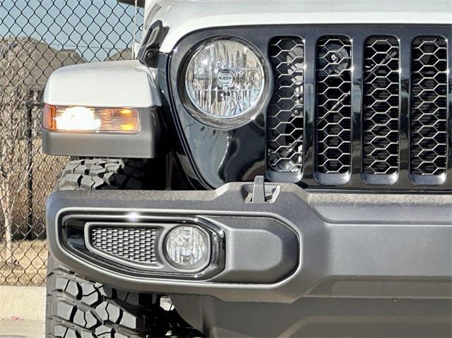 new 2023 Jeep Gladiator car, priced at $48,945