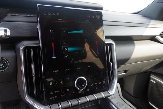 used 2024 GMC Acadia car, priced at $40,188