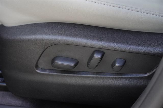 used 2022 Cadillac XT4 car, priced at $27,987