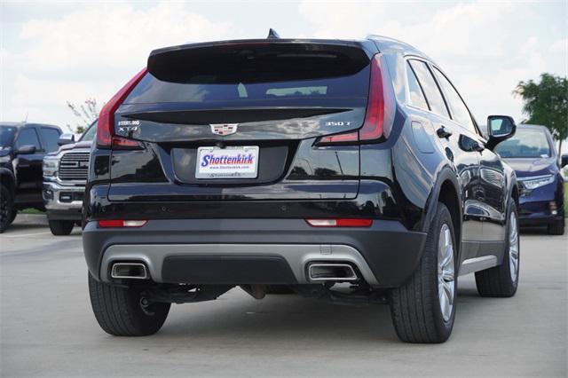 used 2022 Cadillac XT4 car, priced at $27,987