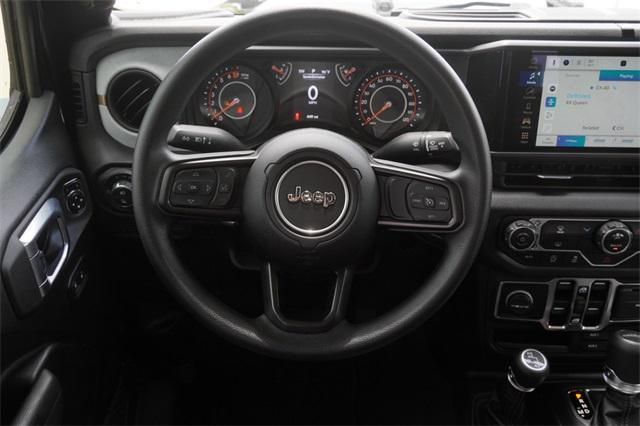 new 2025 Jeep Gladiator car, priced at $41,756