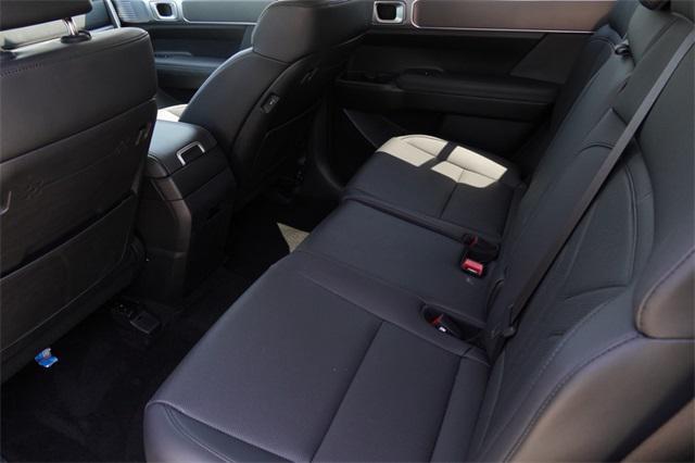 used 2025 Hyundai Santa Fe car, priced at $31,988